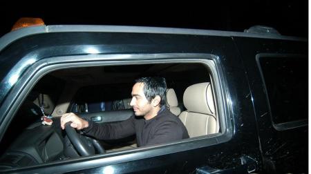 TAMER HASNI DAN LA VOITUR