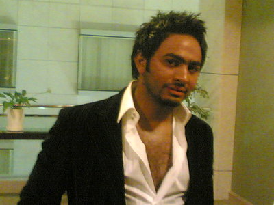 TAMER HASNI  A LA MAISON 